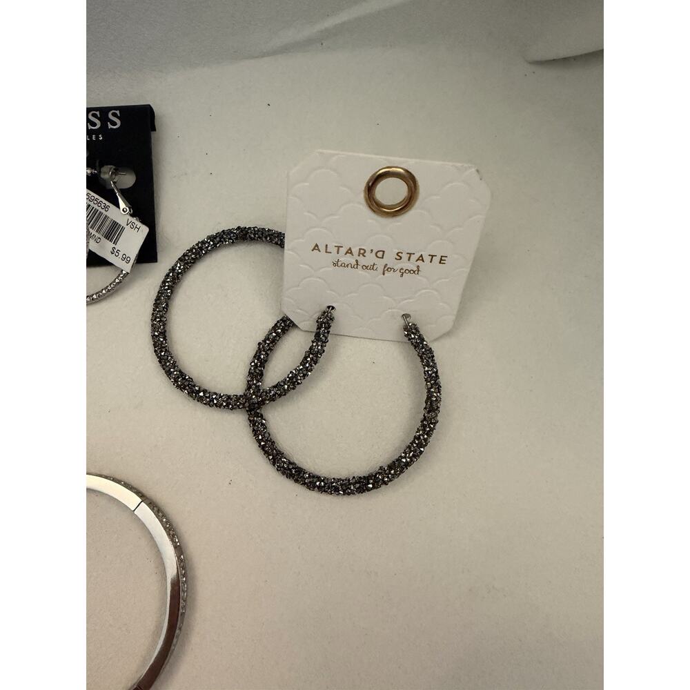 Jewelry Treasure Bundle #6 - Picture 4 of 4